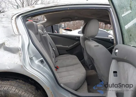 2010 Nissan Altima 2.5 S z USA, uszkodzony, nr VIN 1N4AL2AP1AN562857